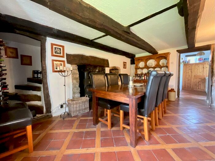 3 Bedroom Detached House For Sale In Glascoed, Usk, NP4