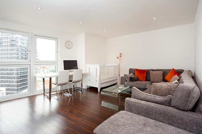 1 Bedroom Apartment For Sale In New Providence Wharf, Fairmont Avenue, London, E14