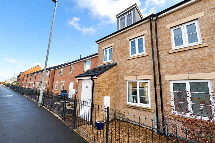 3 Bedroom Terraced House For Sale In Montacute Road, Yeovil, BA22