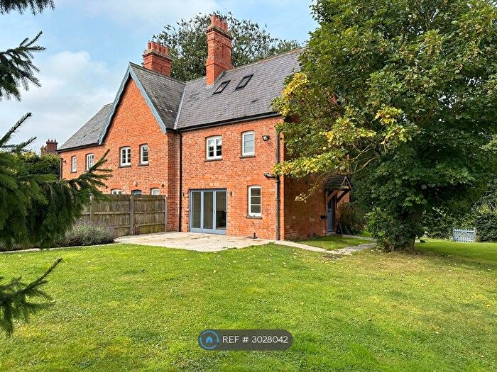 3 Bedroom End Of Terrace House To Rent In Primrose Cottage, Melton Mowbray, LE14