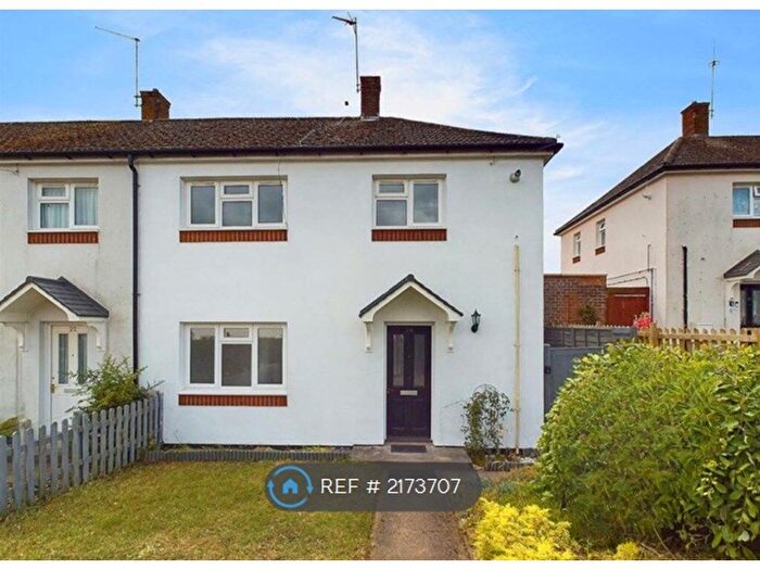 3 Bedroom Semi-Detached House To Rent In Queensway, Thetford, IP24