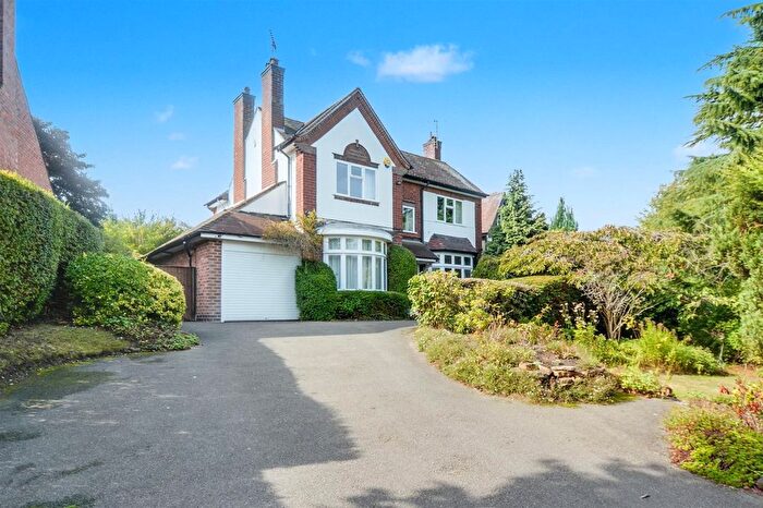 4 Bedroom Detached House For Sale In Beeston Fields Drive, Beeston, Nottingham, NG9