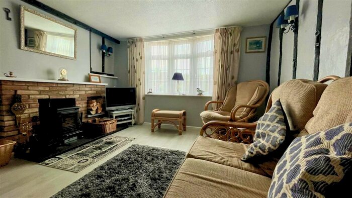2 Bedroom Semi-Detached House For Sale In The Street, Occold, Eye, IP23