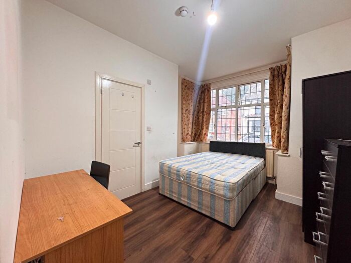 6 Bedroom Terraced House To Rent In Bellclose Road, West Drayton, UB7