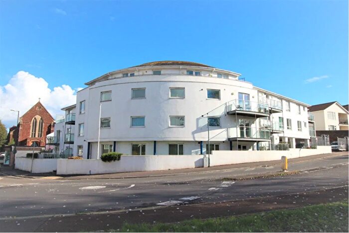 2 Bedroom Detached House To Rent In Tor Sands, Sands Road, TQ4