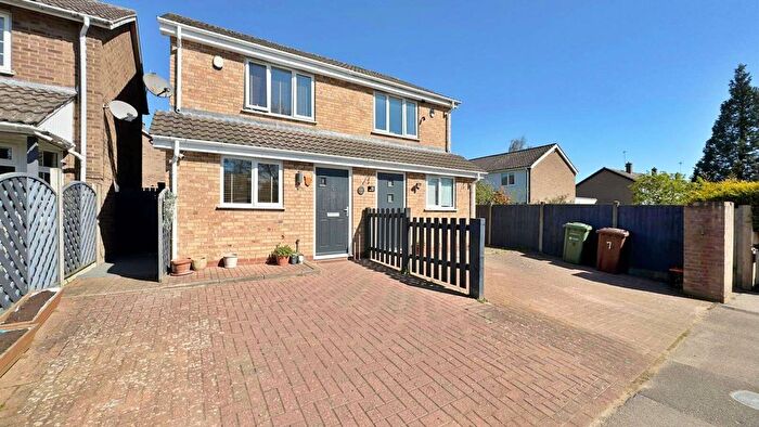 2 Bedroom Semi Detached House For Sale In Fulmar Road, Lincoln, LN6