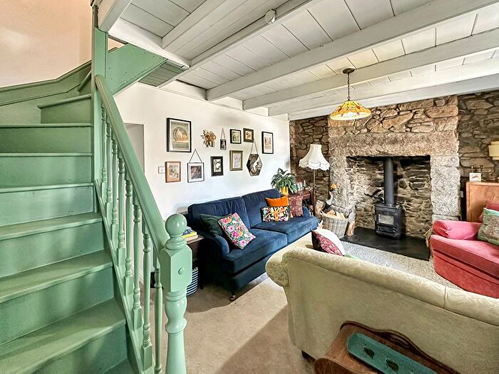 2 Bedroom Cottage For Sale In Fore Street, Camborne, TR14