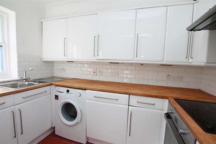 1 Bedroom Flat To Rent In George Street, Brighton, BN2