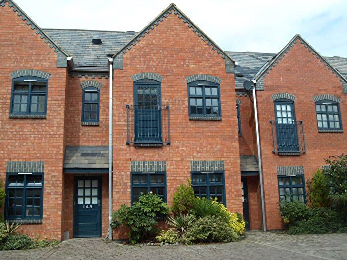 2 Bedroom House To Rent In Eaton Mews, Clare Street, NN1