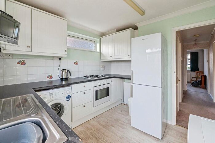 2 Bedroom Bungalow For Sale In Longfield Road, Wickford, Essex, SS11