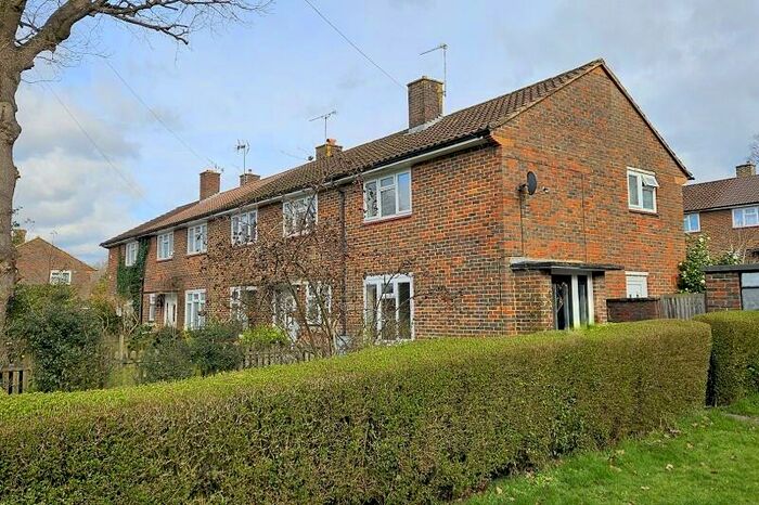 2 Bedroom End Of Terrace House To Rent In Clive Way, Crawley, West Sussex., RH10