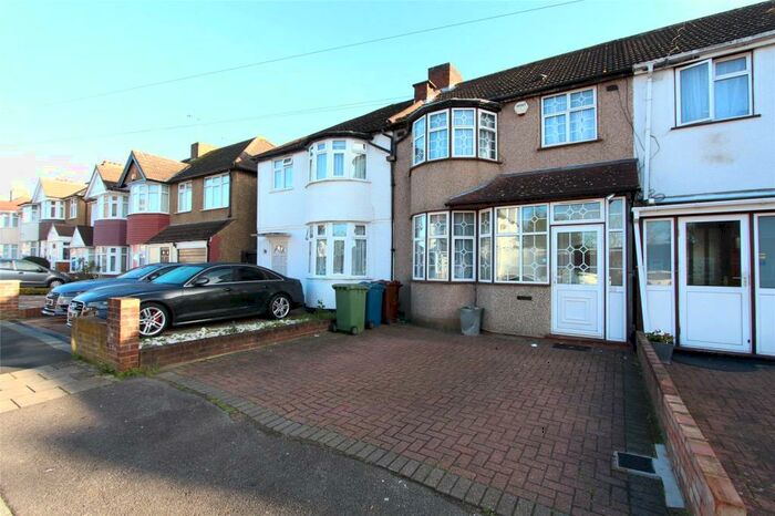 4 Bedroom Terraced House To Rent In Glebe Crescent, Harrow, HA3