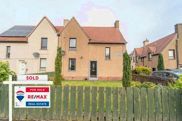 3 Bedroom Semi-Detached House For Sale In Woodmuir Place, Breich, EH55