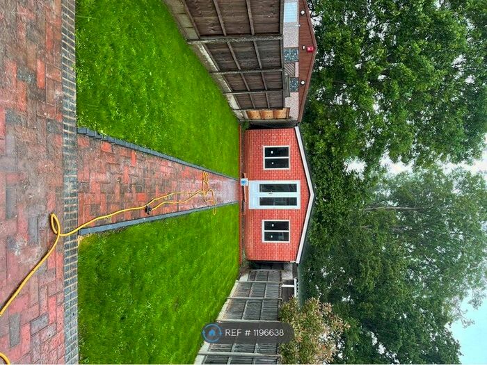 3 Bedroom Terraced House To Rent In Cranmore Boulevard, Shirley, Solihull, B90