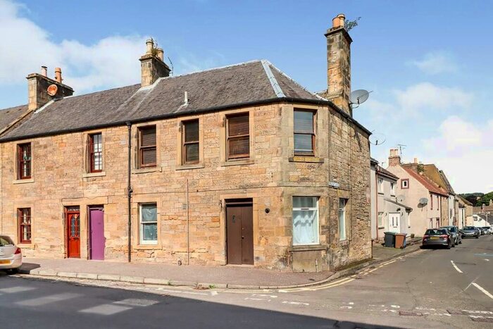 1 Bedroom Flat To Rent In A Kirkgate, Cupar, Fife, KY15