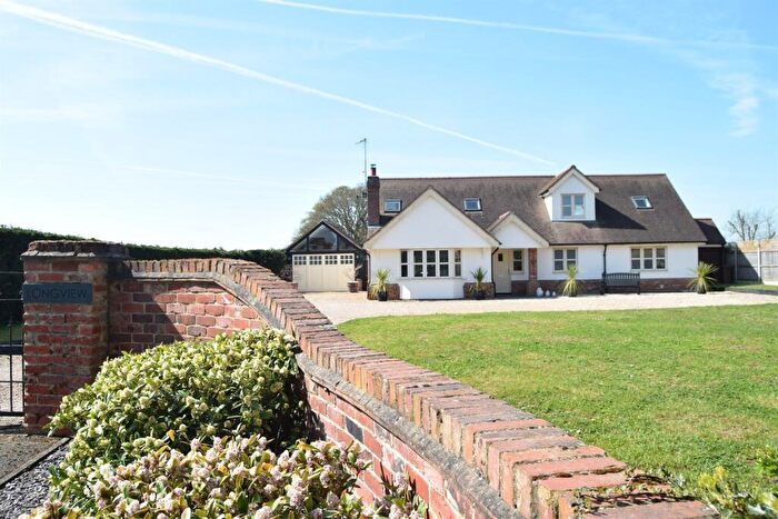 4 Bedroom Detached House For Sale In School Lane, Great Leighs, CM3