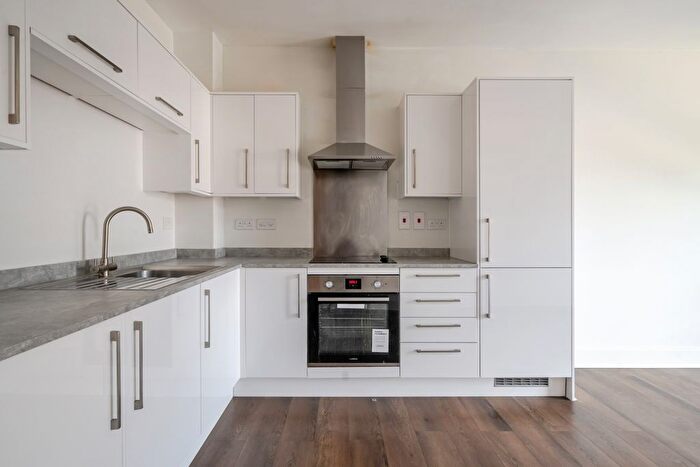 2 Bedroom Flat To Rent In Union Place, Bartholomew Street Newbury, RG14