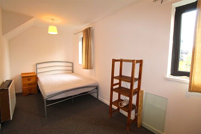 Property To Rent In Trinity Place, Merchants Road, Hotwells, Bristol, BS8