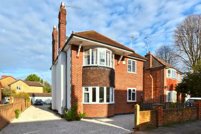 2 Bedroom Apartment To Rent In Springfield Road, Windsor, Berkshire, SL4