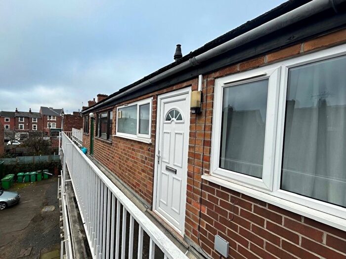 2 Bedroom Property To Rent In Berkeley Court, Nottingham, NG5