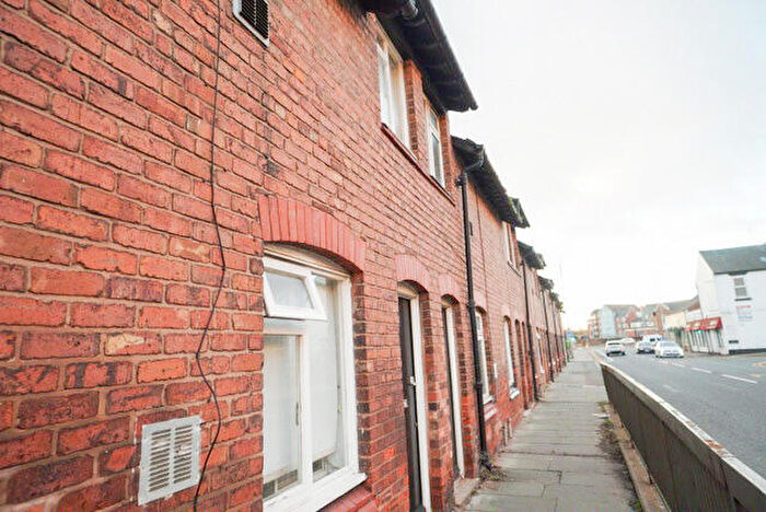 2 Bedroom Terraced House To Rent In Roberts Terrace, New Crane Street, Chester, Cheshire, CH1