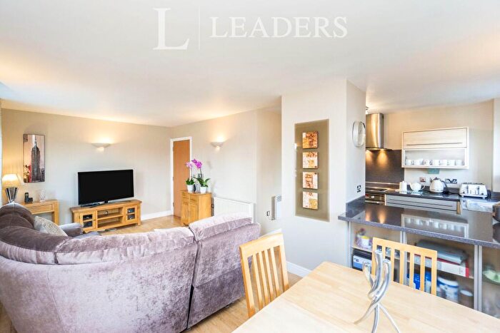 2 Bedroom Flat To Rent In Wharton Court, Hoole Lane, CH2