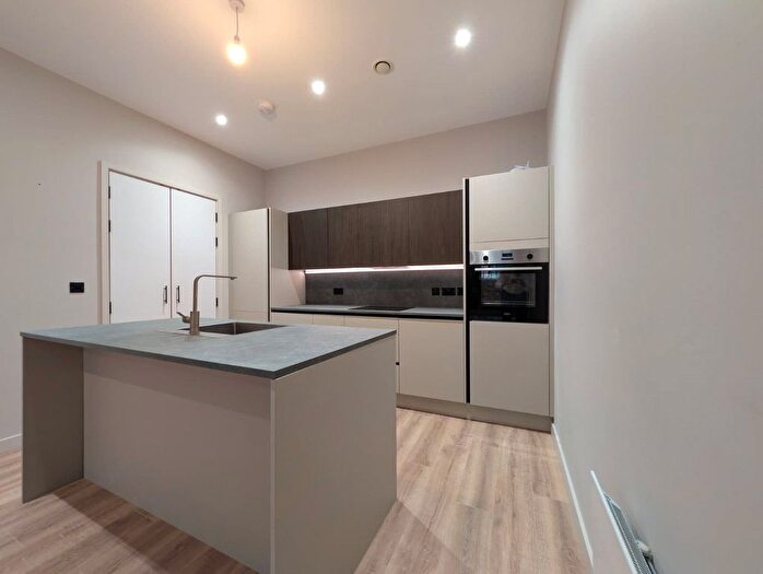 1 Bedroom Flat To Rent In Northwood Street, Birmingham, B3
