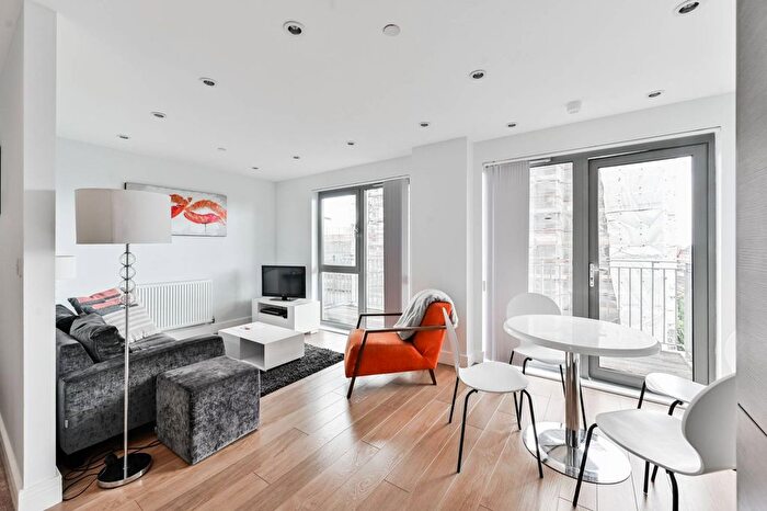 Studio To Rent In Christian Street, Tower Hamlets, London, E1