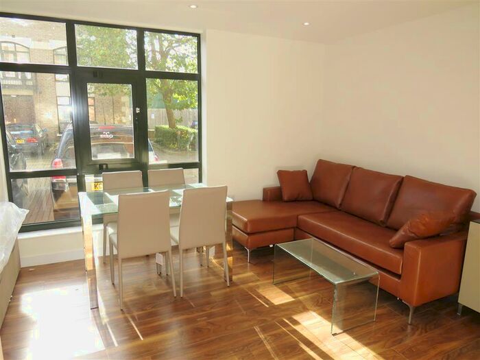 1 Bedroom Apartment To Rent In Corner Hall, Hemel Hempstead, HP3