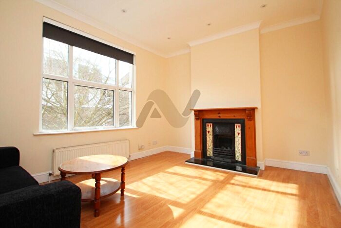 2 Bedroom Maisonette To Rent In Bavaria Road, London, N19
