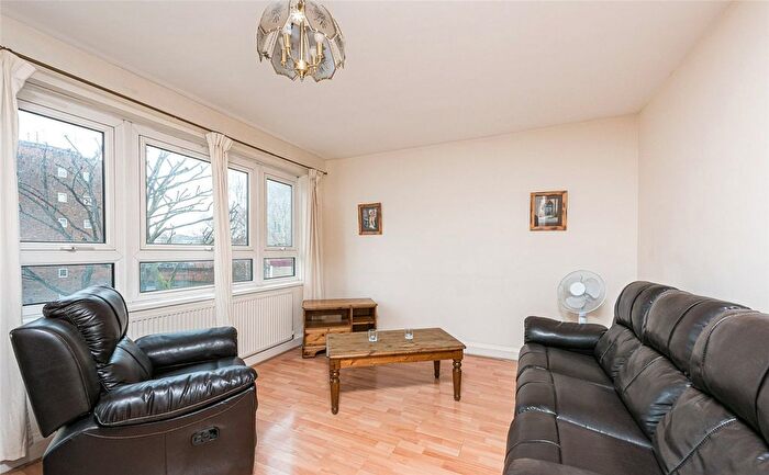 3 Bedroom Flat To Rent In Alderney Street, London, SW1V