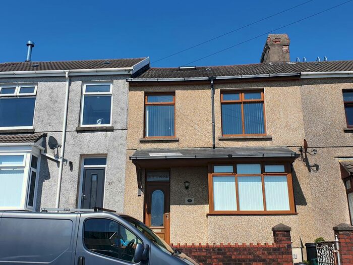 3 Bedroom House To Rent In Margam Place, Llanelli, Carmarthenshire, SA15