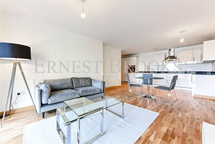 1 Bedroom Apartment To Rent In Mill Pond Road, Langley Square, Dartford, DA1