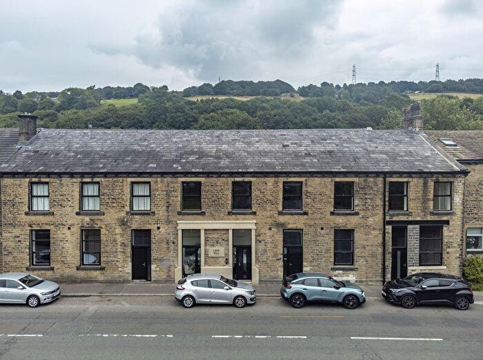 2 Bedroom Flat For Sale In Apartment, Mill, Oldham Road, Ripponden, HX6