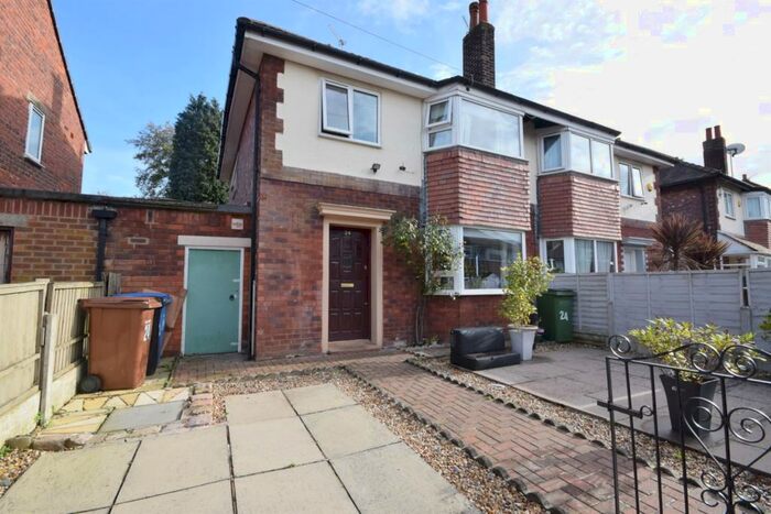 3 Bedroom Semi-Detached House To Rent In Astbury Crescent, Stockport, SK3