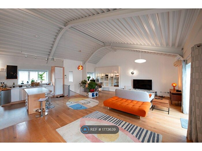 2 Bedroom Flat To Rent In Portland Street, Brighton, BN1