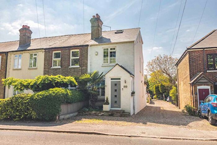 3 Bedroom Semi-Detached House For Sale In Slough Road, Datchet, SL3