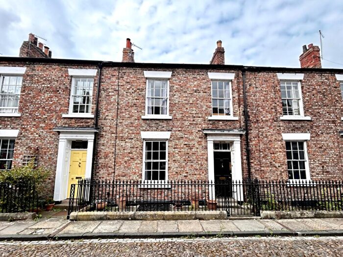 6 Bedroom Town House For Sale In Leazes Place, Durham, County Durham, DH1