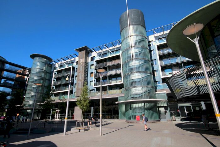 1 Bedroom Flat To Rent In Providence Place, Maidenhead, SL6