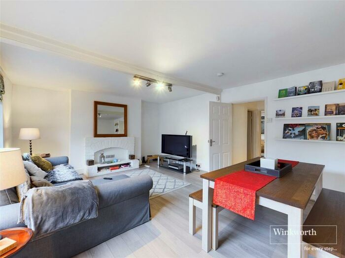 1 Bedroom Apartment To Rent In Castle Hill, Reading, Berkshire, RG1