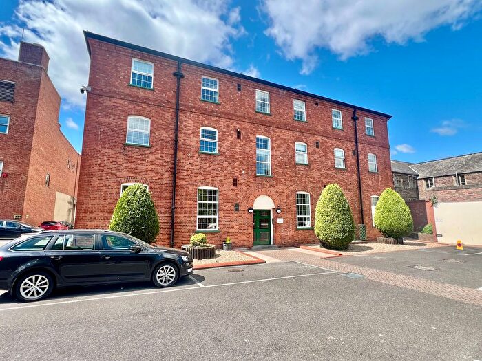 2 Bedroom Flat For Sale In Whirligig Lane, Taunton - No Onward Chain!, TA1