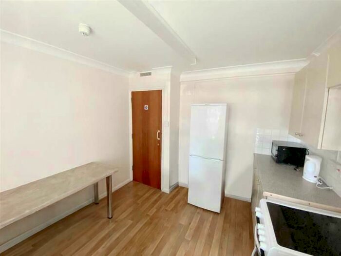 2 Bedroom Flat To Rent In Pearson Road, Ipswich, IP3