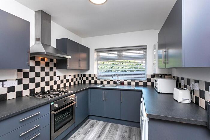 5 Bedroom End Of Terrace House To Rent In £pppw, Hall Road, Victoria Park, M14