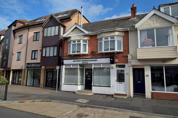 2 Bedroom Flat To Rent In Old Milton Road, New Milton, Hampshire., BH25