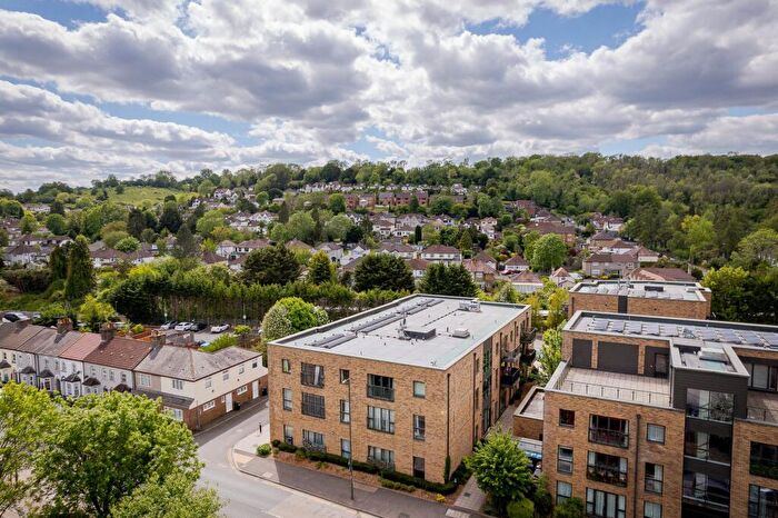 2 Bedroom Flat For Sale In Old Barn Lane, Mandrel House, CR8