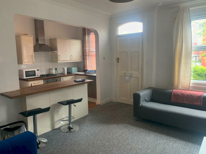 2 Bedroom Terraced House To Rent In Granby Terrace, Leeds, West Yorkshire, LS6