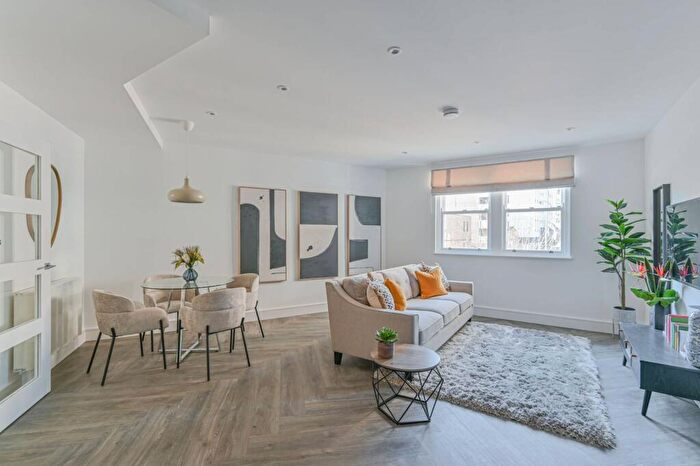 1 Bedroom Flat For Sale In The Wharf Collection, Battersea, London, SW11