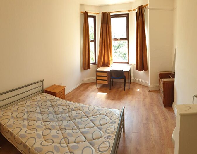 9 Bedroom Detached House To Rent In Parsonage Road, Manchester, M20