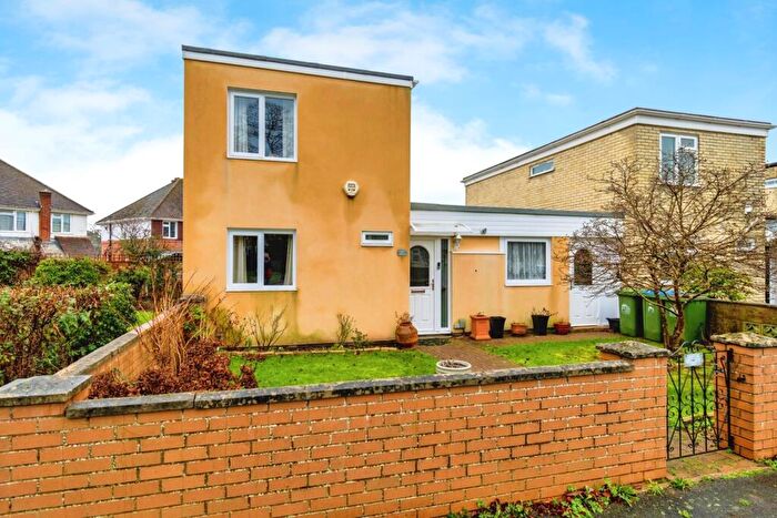 3 Bedroom End Of Terrace House For Sale In Lockerley Crescent, Southampton, Hampshire, SO16