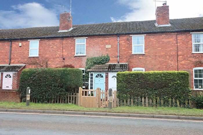 2 Bedroom Terraced House For Sale In Droitwich Road, Hartlebury, Kidderminster, DY10